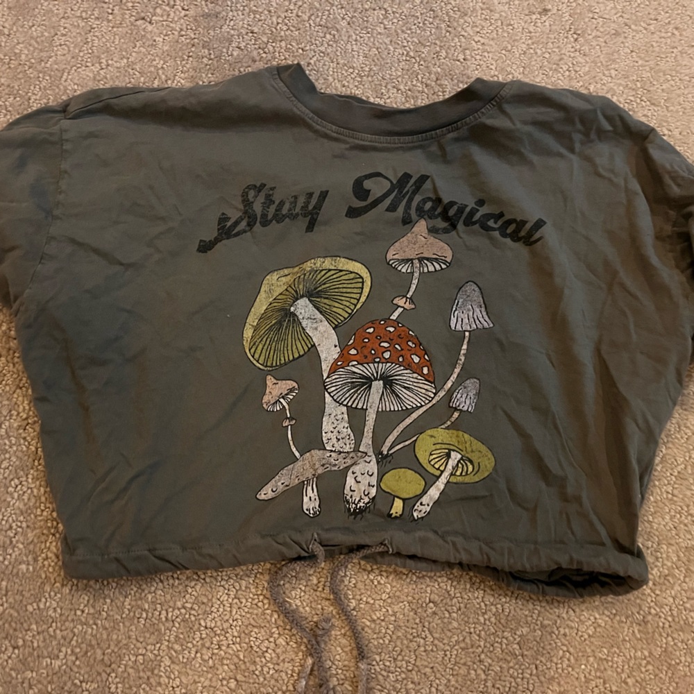 Women’s cropped tee S